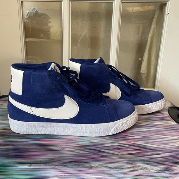 Nike Blazer Mid - Picture 2 of 7